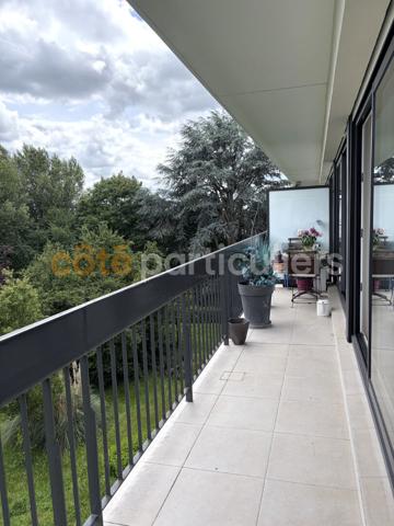 Vente
                Appartement82,63 m² - 4 Pièces -
                    VERRIERES LE BUISSON (91370)
