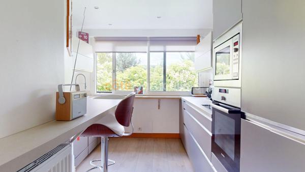 Vente
                Appartement82,63 m² - 4 Pièces -
                    VERRIERES LE BUISSON (91370)