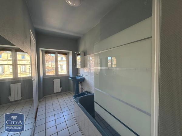Appartement à louer 3 pièces 58.05m² Bordeaux (33000)