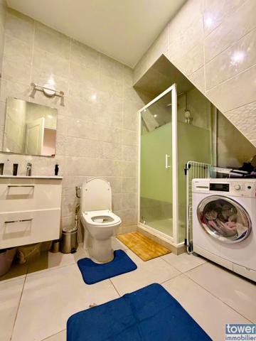 Immeuble
                                                                                                                                                
                                                                                                                                                
                                                                                                                                                
                                                    
                                                                                                                                                                                                                                                                                                                        160  m²                                                                                                                                                                                                         1 etage(s)