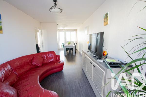 Appartement à vendre 3 pièces 67,24 m² Saint-Cyr-l'École