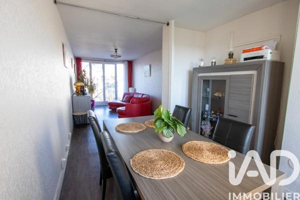 Appartement à vendre 3 pièces 67,24 m² Saint-Cyr-l'École