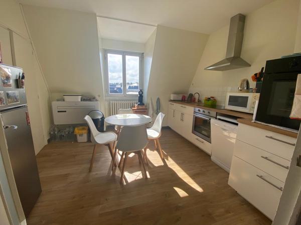 Très bel appartement type 3/4de 98 m² avec ascenseur