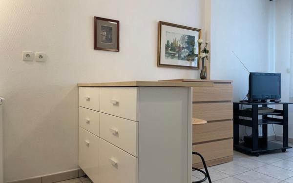 Appartement à vendre    1 pièce • 21,80 m2 Saint-Étienne