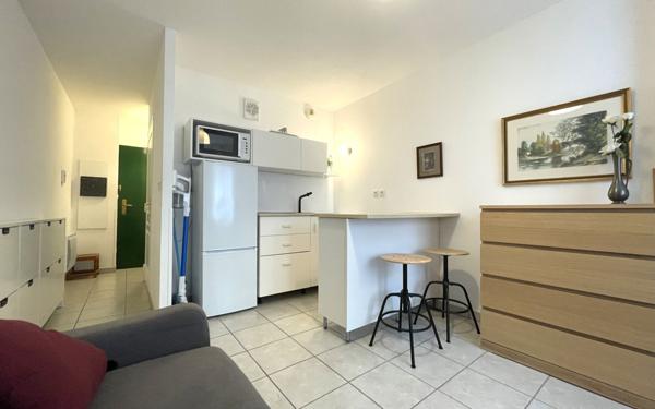 Appartement à vendre    1 pièce • 21,80 m2 Saint-Étienne