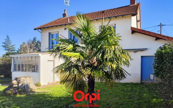 Maison à vendre    3 pièces •  Domérat