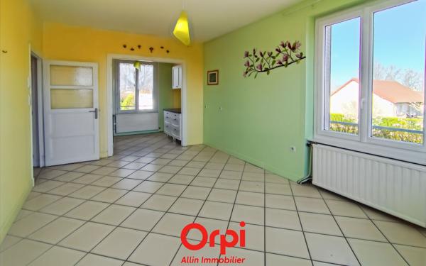 Maison à vendre    3 pièces •  Domérat