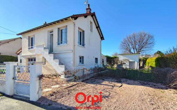 Maison à vendre    3 pièces •  Domérat