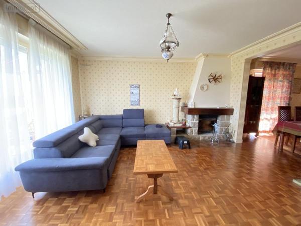 Maison à vendre à Loudéac dans les Côtes-d'Armor (22600), ref : 22110-2286