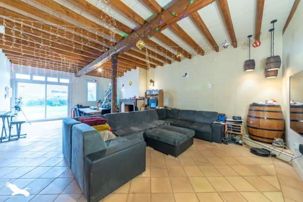 Maison à vendre |  Finhan |  6 pièces | 247 m²