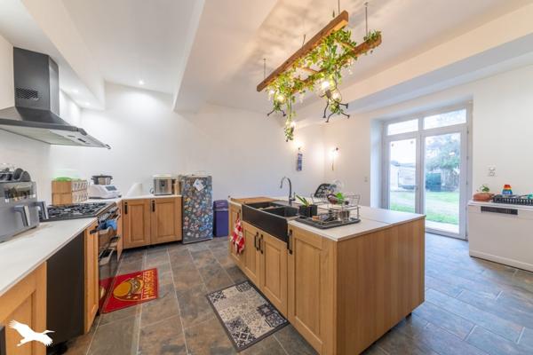 Maison à vendre |  Finhan |  6 pièces | 247 m²
