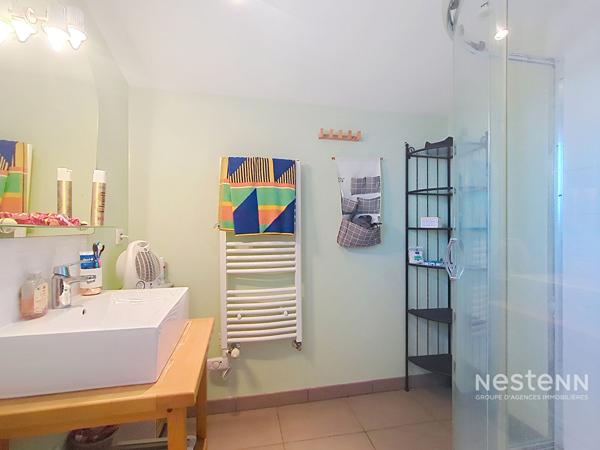 Maison moderne 4 faces à vendre à Sorède - 4 chambres, piscine et garage