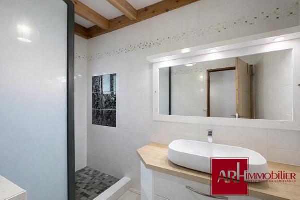 Villa moderne 120 m² 4 chambres + T2 indépendant loué  620 eur – Piton Hyacinthe