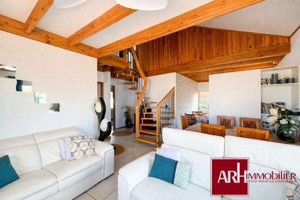 Villa moderne 120 m² 4 chambres + T2 indépendant loué  620 eur – Piton Hyacinthe