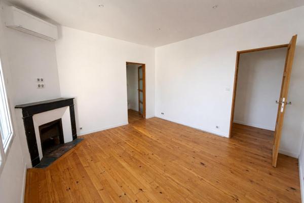 Maison basquaise rénovée, lumineuse, avec jardin.