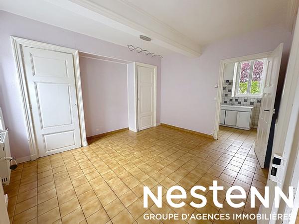 A Vendre : 01140 THOISSEY - Maison de village 2 chambres + grenier aménageable - Centre-ville
