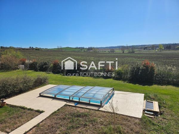 Maison familiale de 195m² avec piscine, vue dégagée et grand terrain