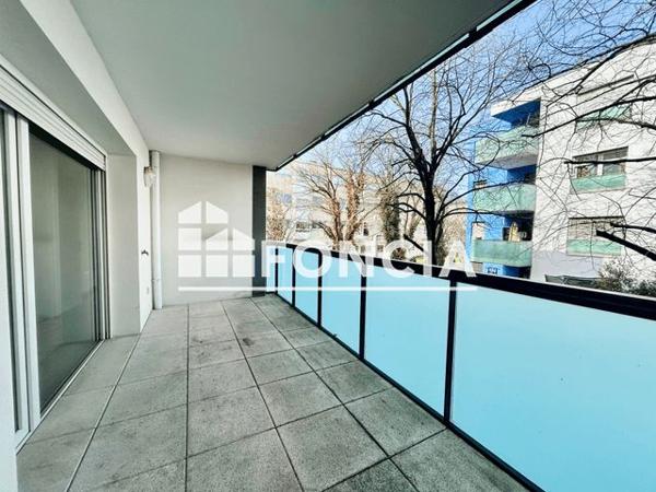 Location Appartement 4 pièces 80.2 m² - 8 RUE ROMY SCHNEIDER Saint Priest 69800