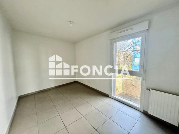 Location Appartement 4 pièces 80.2 m² - 8 RUE ROMY SCHNEIDER Saint Priest 69800