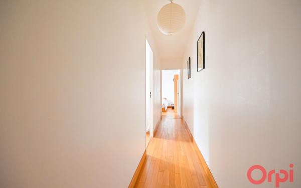 Appartement à vendre    3 pièces • 83 m2 Paris 17