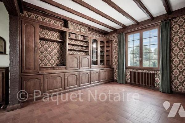 Proche hôpital, commerces et écoles, maison individuelle dans un parc de plus de 3000 m2
Compr...