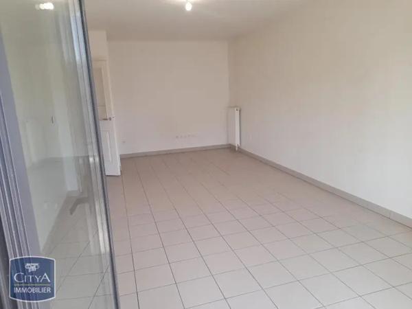 Appartement à louer 2 pièces 56.95m²