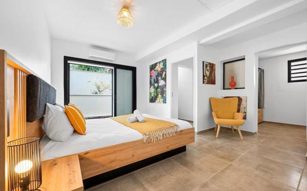 Maison à vendre    4 pièces • 110 m2 Saint-Paul