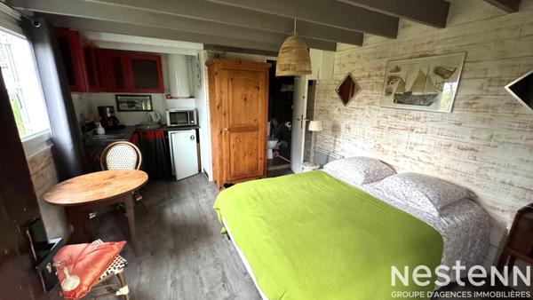 A VENDRE ERDEVEN - À 500 mètres du bourg - Maison avec 8 chambres et grand jardin arboré