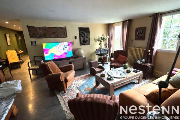 A VENDRE ERDEVEN - À 500 mètres du bourg - Maison avec 8 chambres et grand jardin arboré