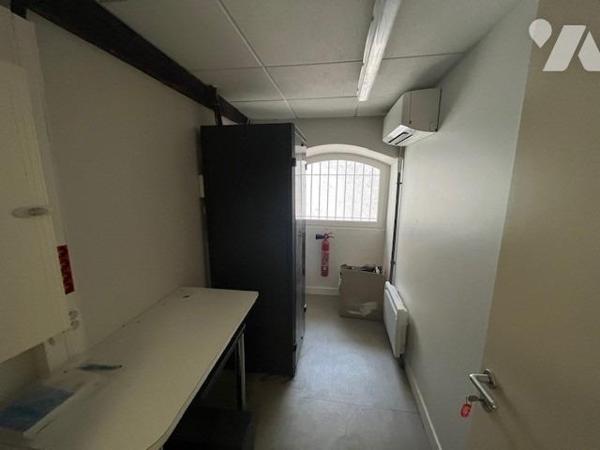 LA GUERCHE- Plein-centre - Immeuble