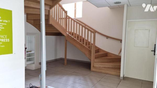 LA GUERCHE- Plein-centre - Immeuble