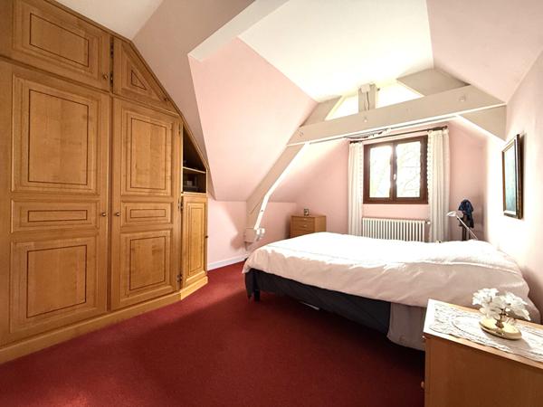 Maison - 7 pièces - 137 m²