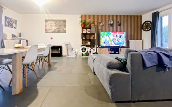 Maison à vendre    5 pièces •  Quinssaines