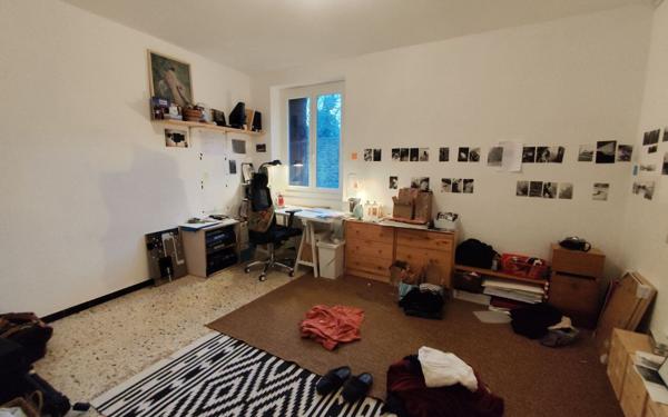 Appartement à vendre    4 pièces • 96 m2 Remoulins