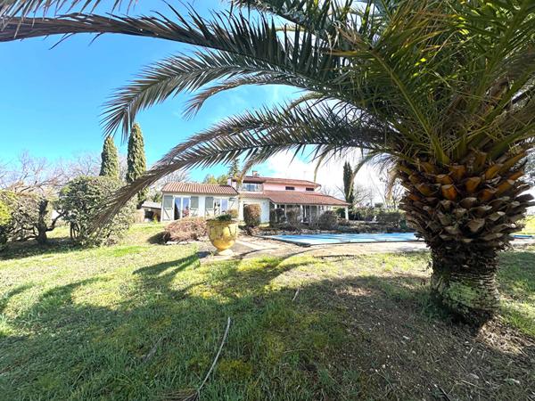 Puygouzon , maison de 194 M²