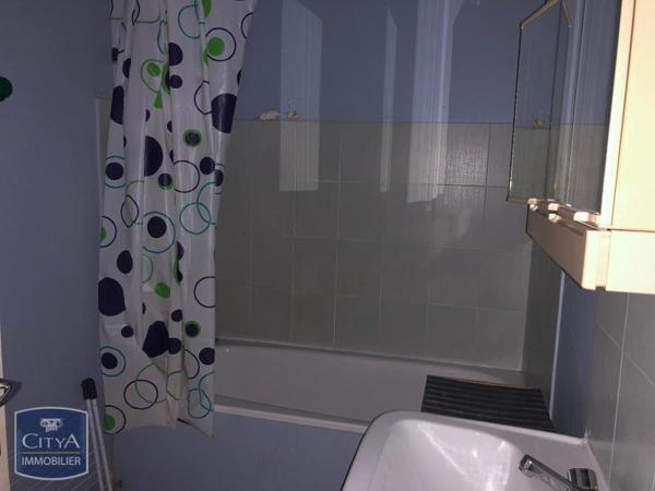 Appartement à louer 1 pièce 28m²