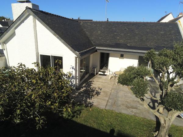 QUIBERON - Vente maison de plain-pied avec une dependance, au calme et proche du centre