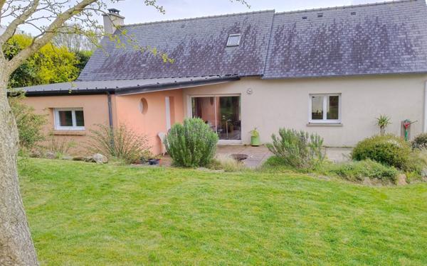 Maison à vendre    4 pièces •  Plabennec