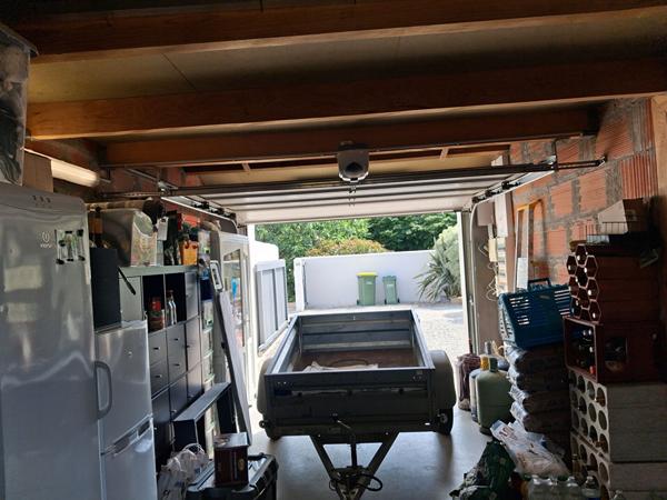 Élégante maison familiale avec piscine entre océan et village historique