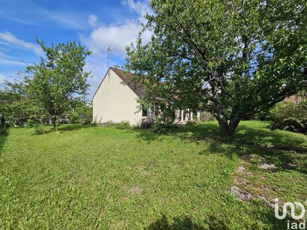 Maison 5 pièces de 92 m² à Champagne-sur-Seine (77430)