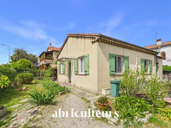 Charmante maison de plain-pied de 80 m² habitables Jardin de 522 m² Cannes La Bocca