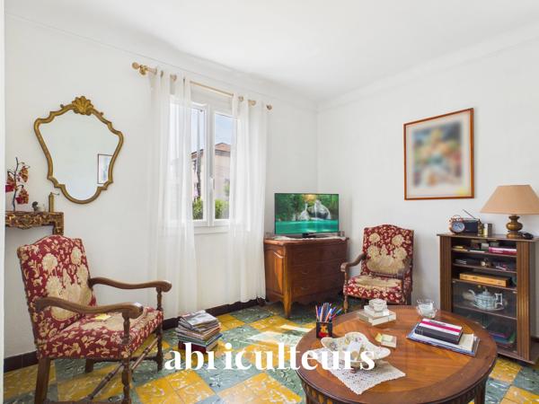 Charmante maison de plain-pied de 80 m² habitables Jardin de 522 m² Cannes La Bocca