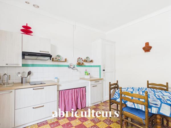Charmante maison de plain-pied de 80 m² habitables Jardin de 522 m² Cannes La Bocca
