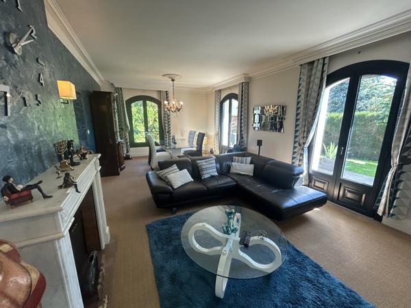 MAISON AVEC JARDIN