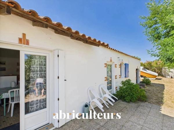 BIENS À VENDRE SUR TERRAIN CLOS CENTRE-VILLE LA BARRE DE MONTS