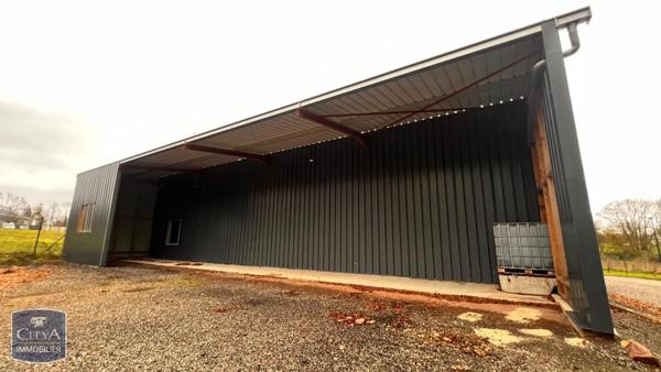 Local industriel à vendre 237m²