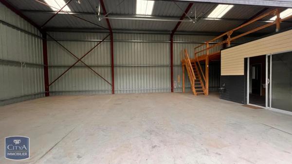 Local industriel à vendre 237m²