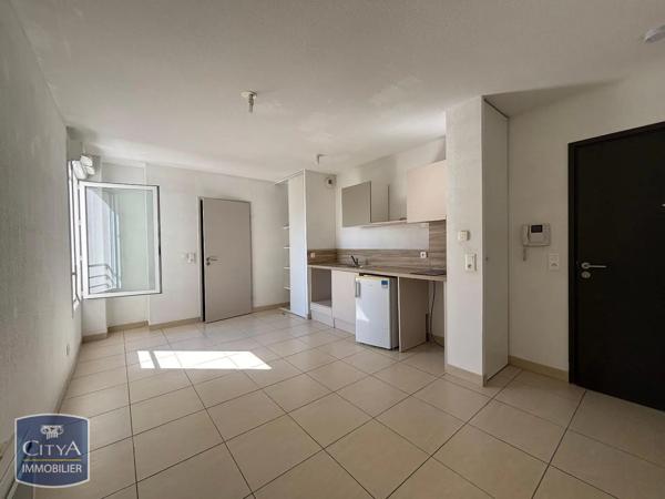 Appartement à louer 1 pièce 23.5m² Boujan-sur-Libron (34760)