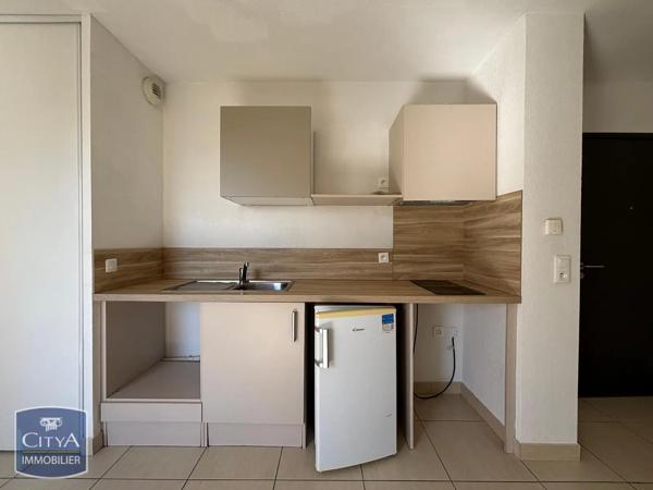 Appartement à louer 1 pièce 23.5m² Boujan-sur-Libron (34760)