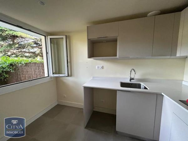Appartement à louer 2 pièces 46.2m² Menton (06500)
